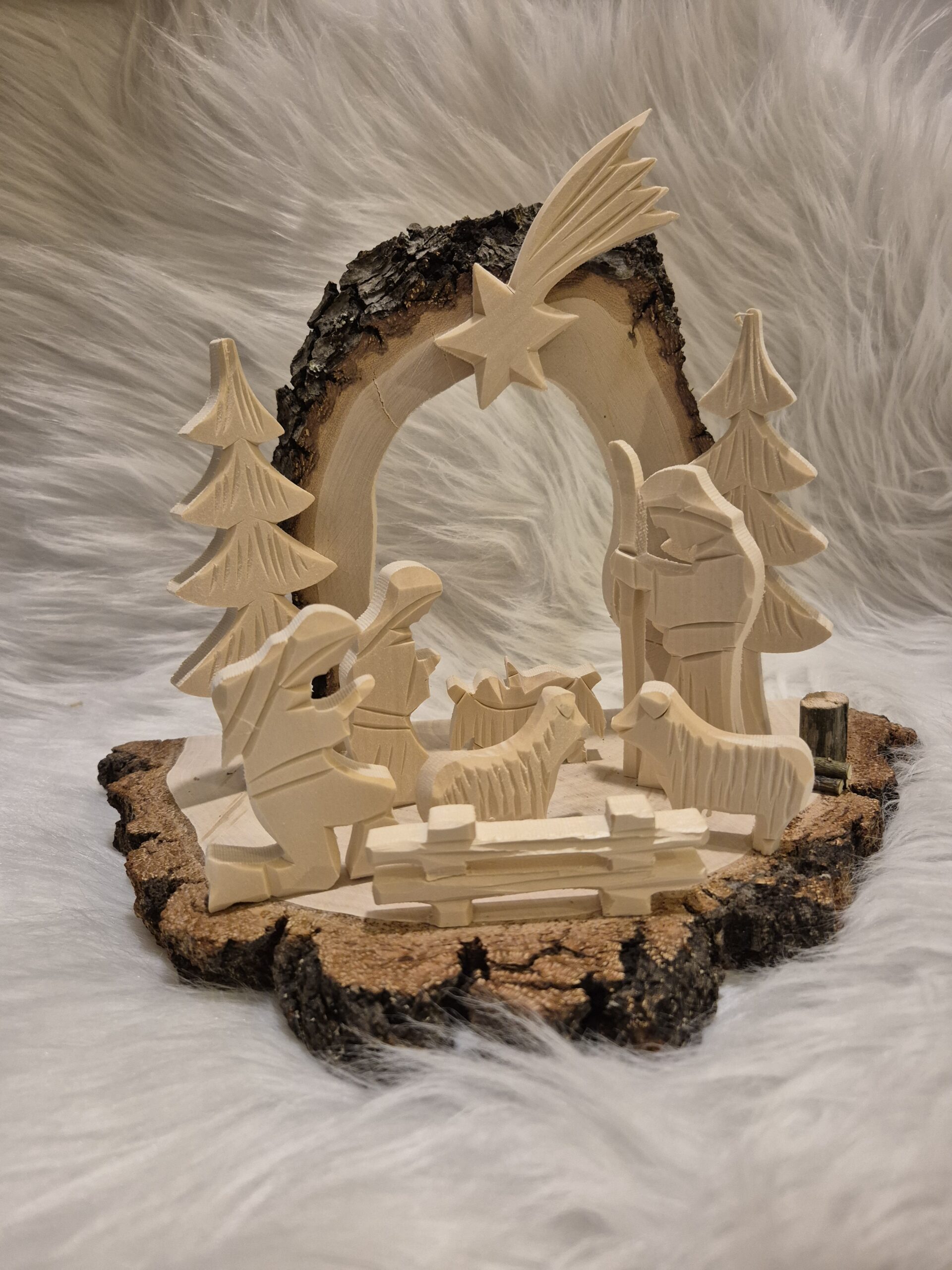 Szopka Bożonarodzeniowa ręcznie rzeźbiona na brzozie duża